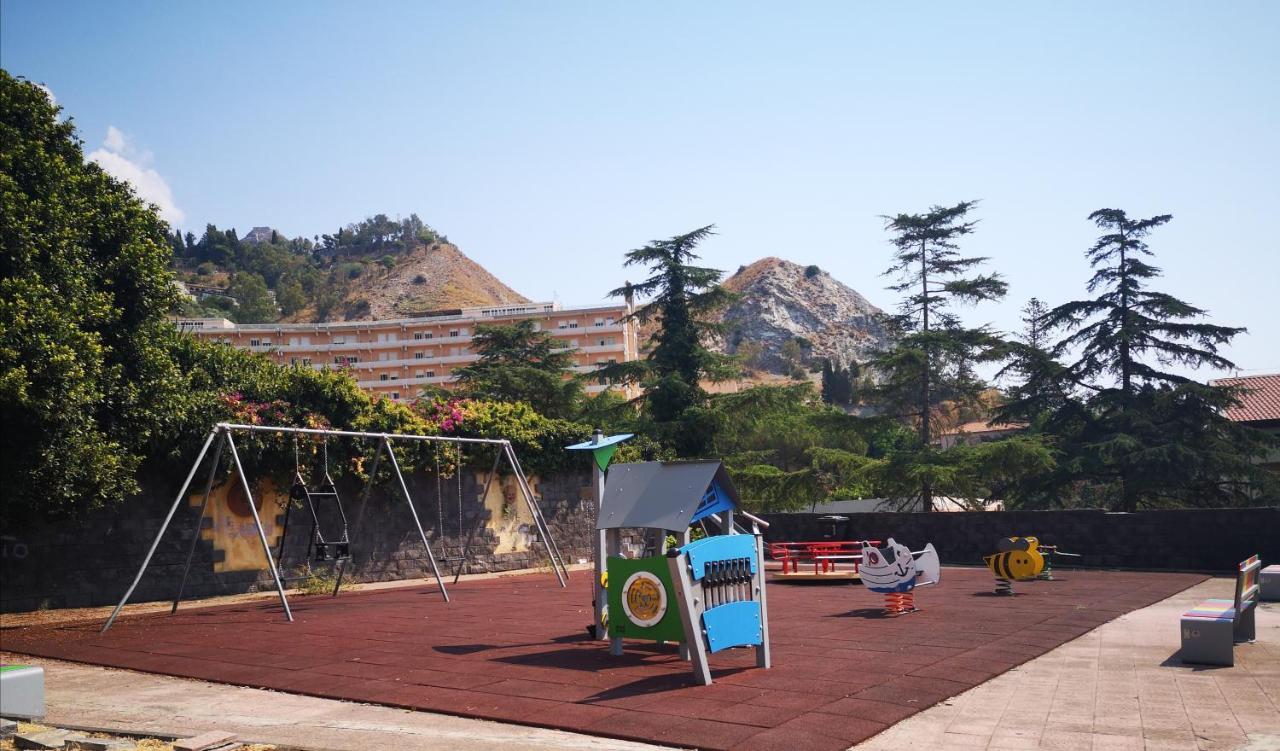 Tiny House Naxos Hotel Giardini Naxos Exterior photo